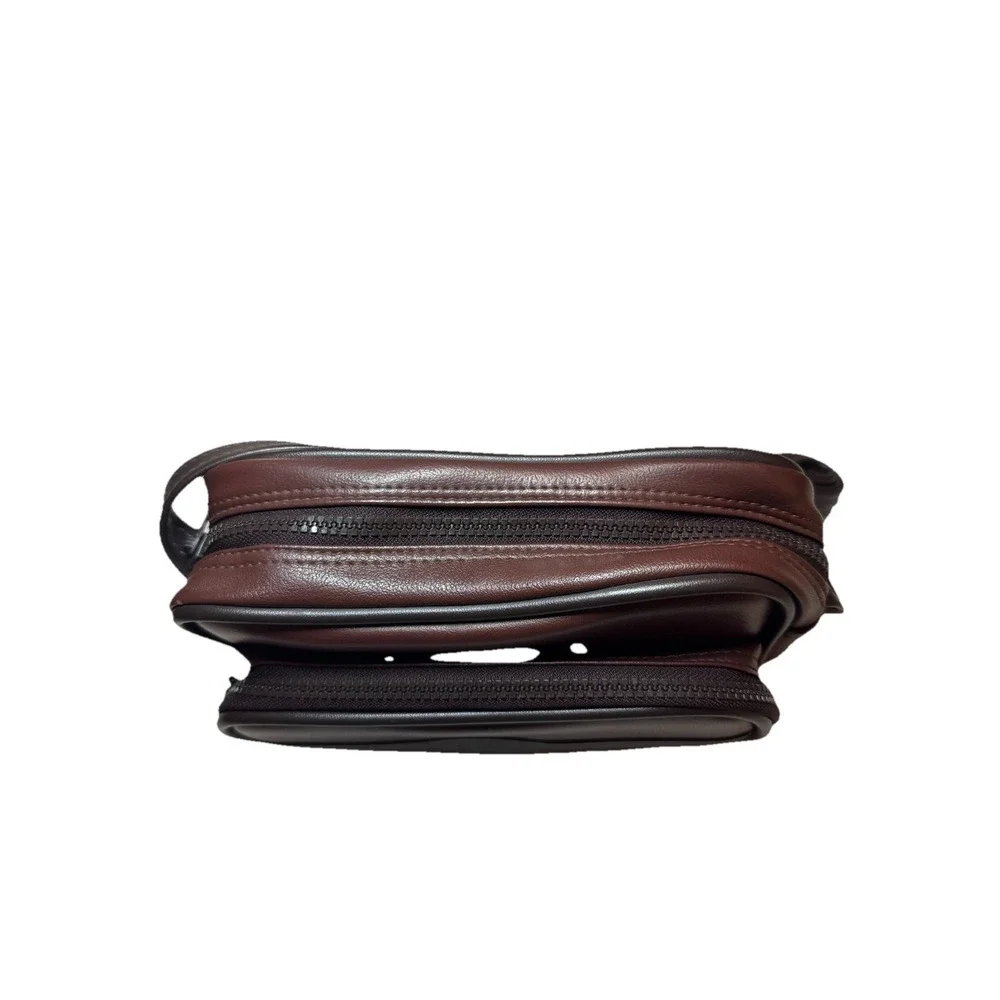 DM 10 By Diamond Leather Camera Bag- Fits Polaroid Sx-70 And Similar Camera